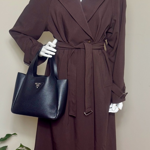 Prada Vitello Daino Soft Medium Dynamique Tote - Picture 15 of 16